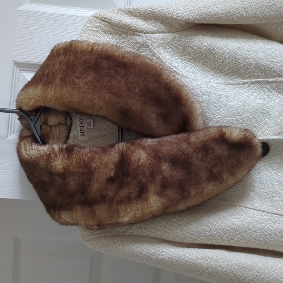 Merona Ladies Winter Jacket w/ Faux Fur - Picture 4 of 12